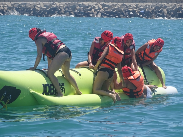  Getting on the inflatable banana boat