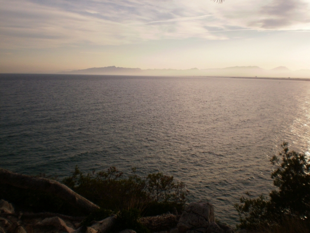  Sailing along the Costa Dorada on a sailboat 