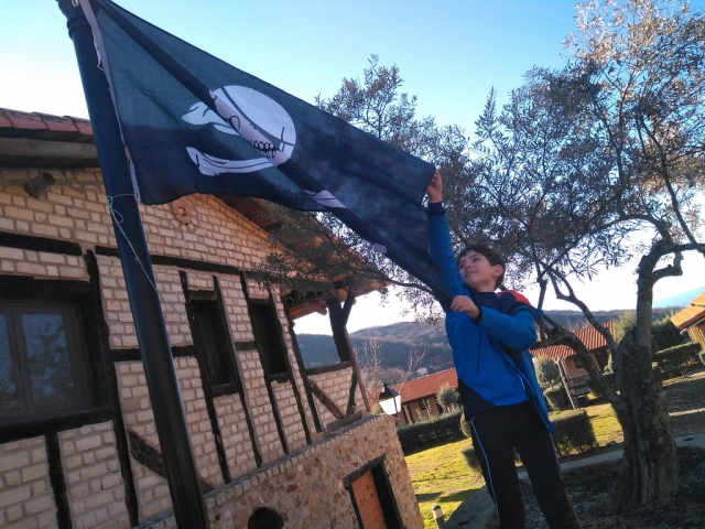 Izando la bandera