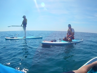 Clase privada de SUP para 2 en la Platja Gran, 1h