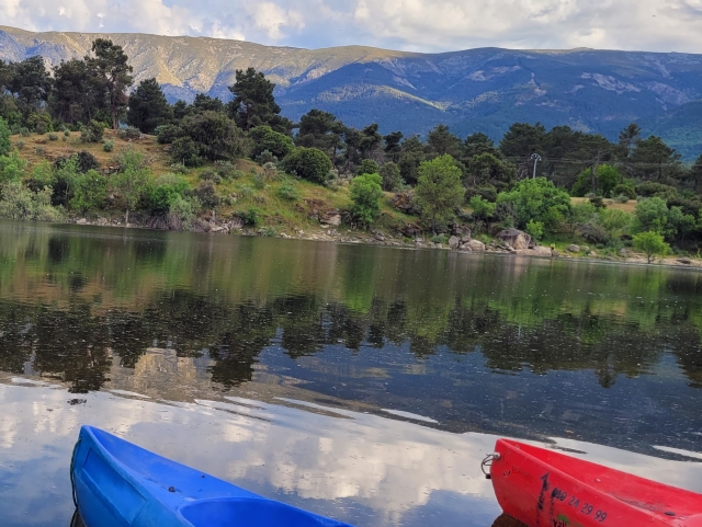 p-61809-kayaks-en-navaluenga1742458793_17424588123835.jpg