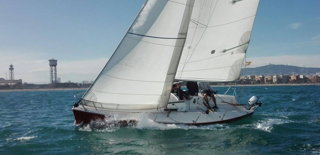 Travesía en velero para parejas Barcelona