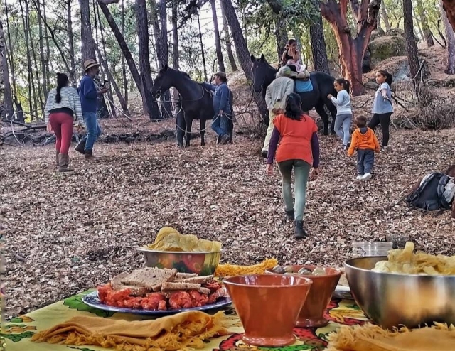 Comida casera en la experiencia ecuestre de Cácerees