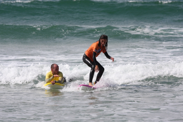 Clases de surf para principiantes o avanzados