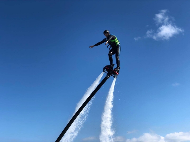 Alturas de hasta 12 metros en flyboard