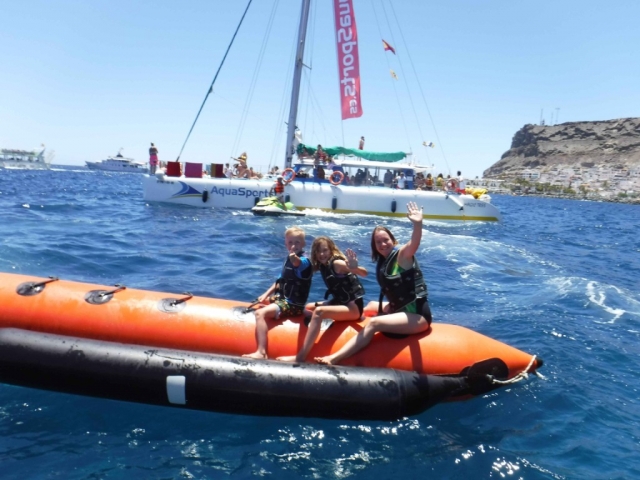  Along the Canarian Atlantic