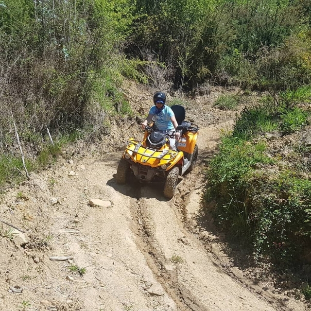  Escursione in quad 1 ora Villaviciosa 