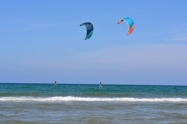  Kitesurf equipment rental in Tarifa 2 hours 