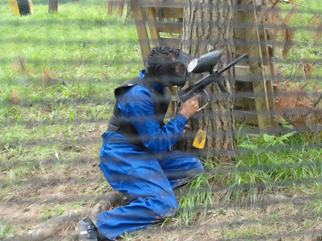  Paintball na floresta 