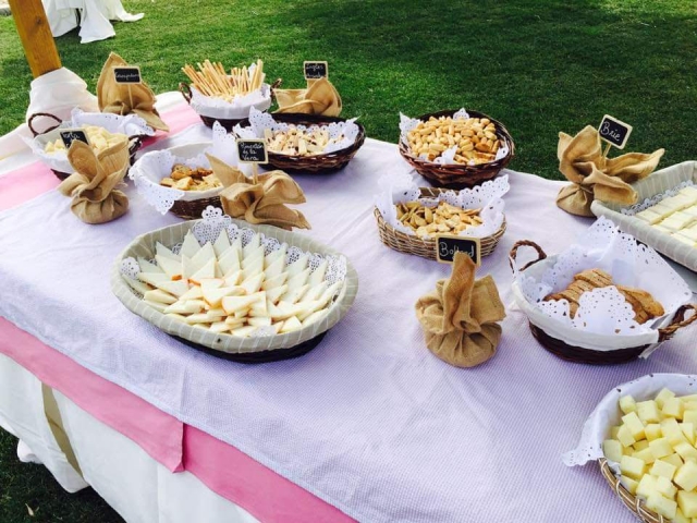 Aperitivo de recibimiento a nuestra finca toledana