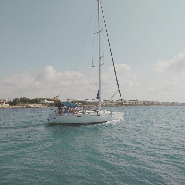 Fondear en isla de Cabrera