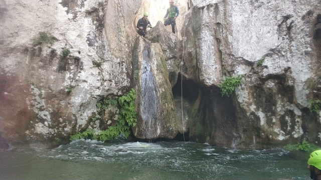 Moments before jumping into Mallorcan waters 
