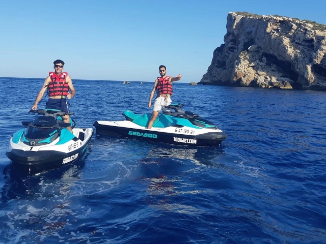  Aluguel de jetski em Villajoyosa 