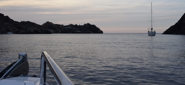 Besuch des Naturparks Cap de Creus mit dem Boot 