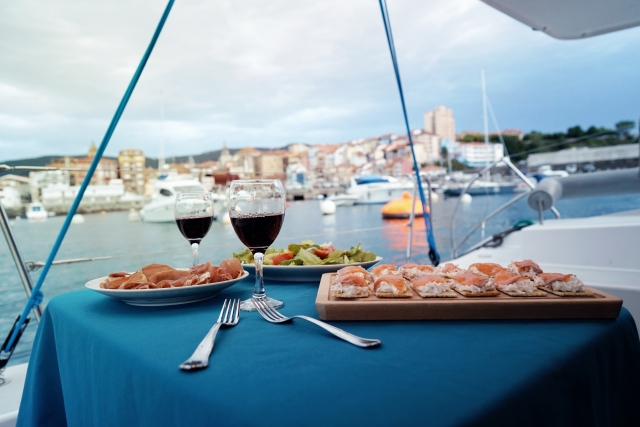  Tasting of northern albacore and glass of wine 