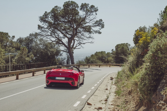  Tour guidato in Ferrari California Barcelona 