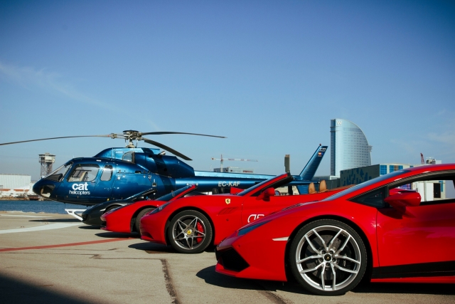  Scegli una delle nostre Ferrari 