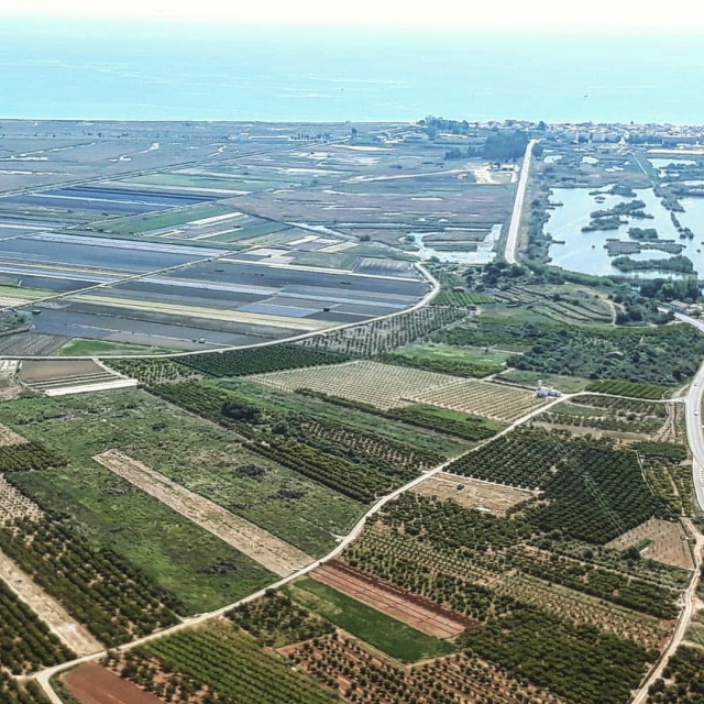  Landscape of the Valencian countryside by autogyro 