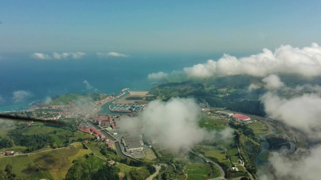 Vuelo por las montañas de Guipúzcoa