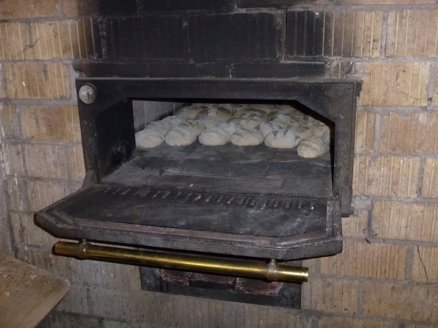  Forno a legna pronto 