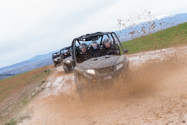Sentiero sterrato con buggy 6 posti Tudela 
