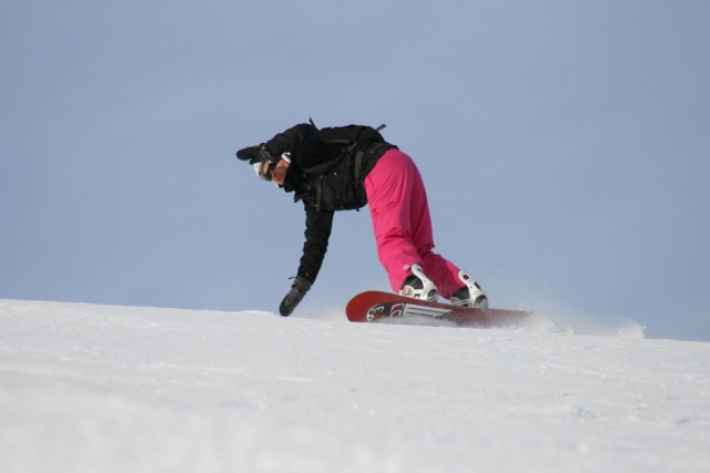  Praticando piruetas de neve na Serra Nevada