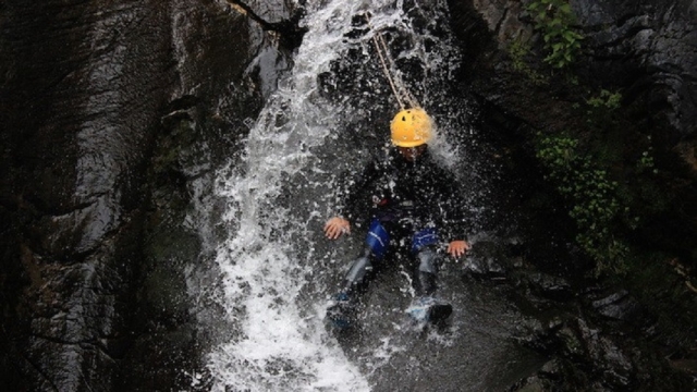  Sur le toboggan aquatique du ravin de Berrós 