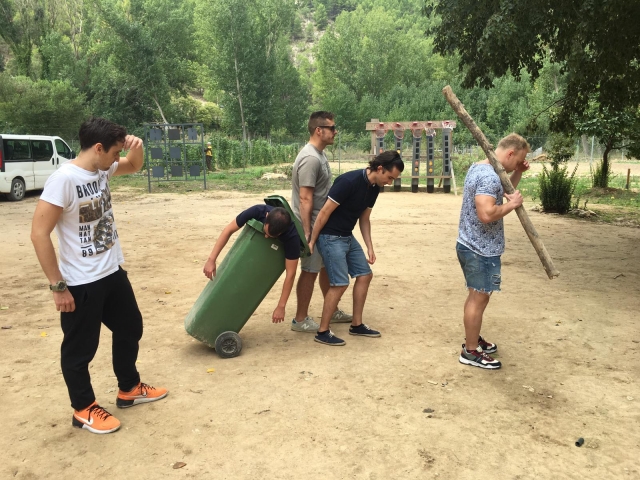 El novio devastado al finalizar la gymkana en Alcalá del Júcar