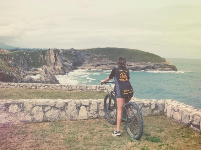 Visitar Cudillero en bici