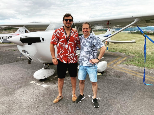  Light aircraft flight 