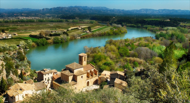  Wandern am Ufer des Ebro 