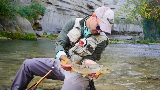 Clase de pesca a ninfa en Coto del Cenajo