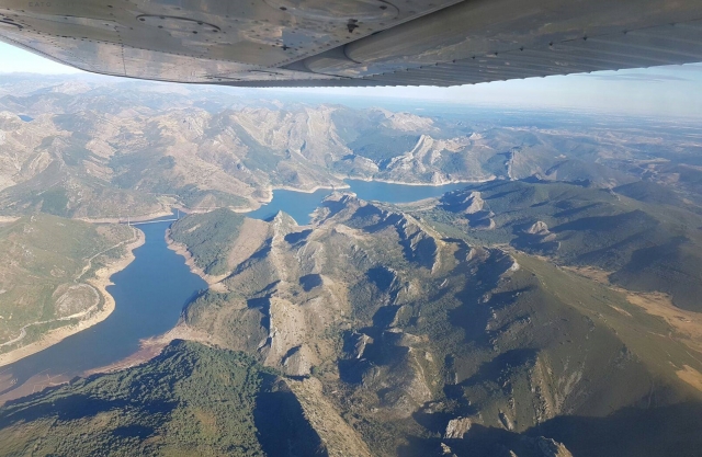  Prova a sorvolare León su un piccolo aereo 