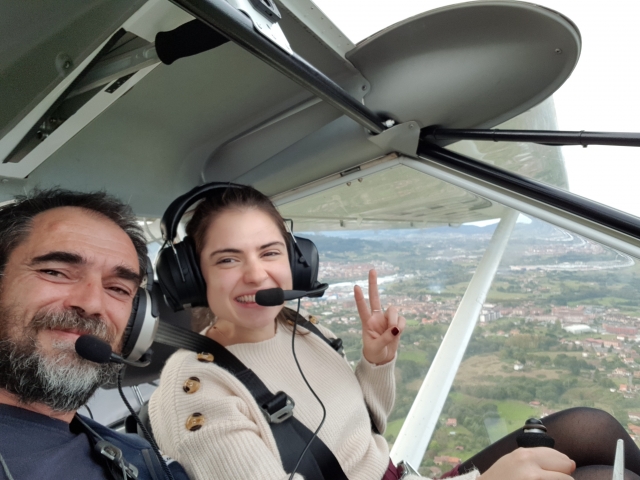 Leichtflugzeug-Flugtaufe auf dem Flugplatz La Morgal 1 Stunde