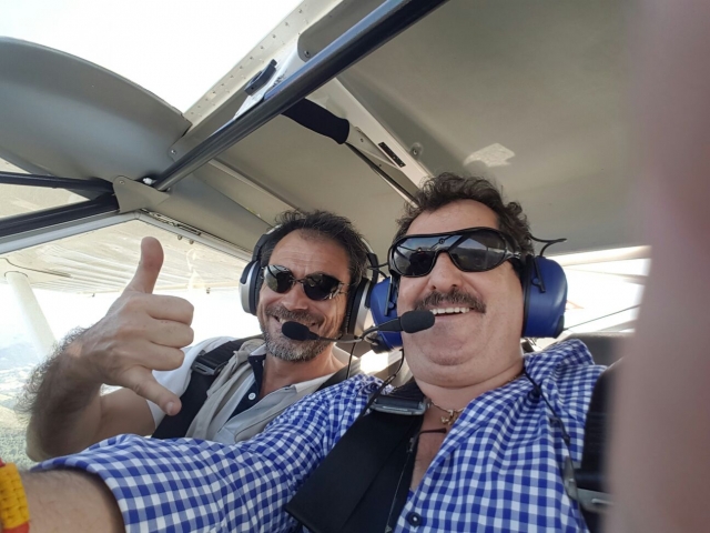 Leichtflugzeugflug über Lugo de Llanera 1 Stunde
