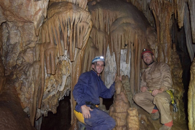  Höhlenforscher in den Tiefen der Sierra de la Camorra 