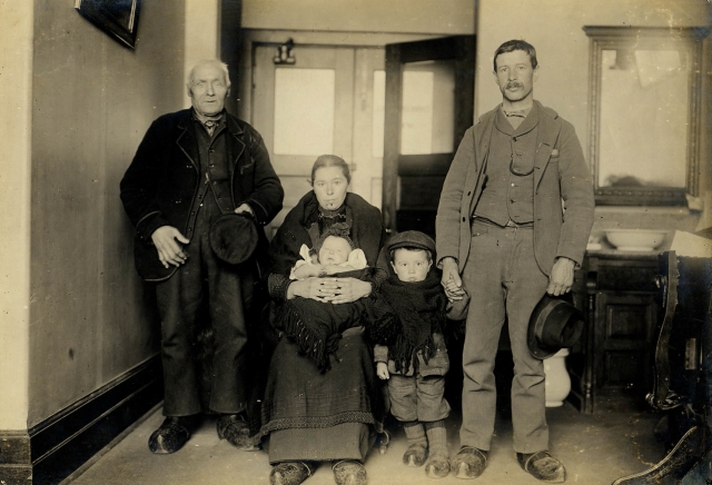 Foto de la familia al completo antes de la tragedia