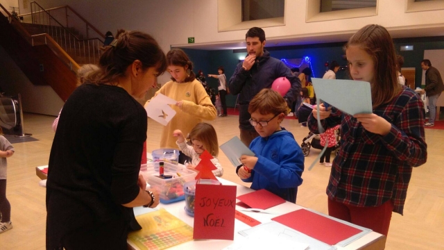 Diversión en nuestro taller de manualidades
