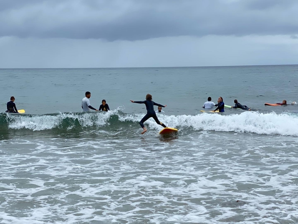 Conduce la tabla de surf en el norte Conduce la tabla de surf en el norte