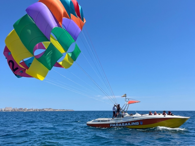 Parasailing from Puerto de Aguadulce 1pax, 15min