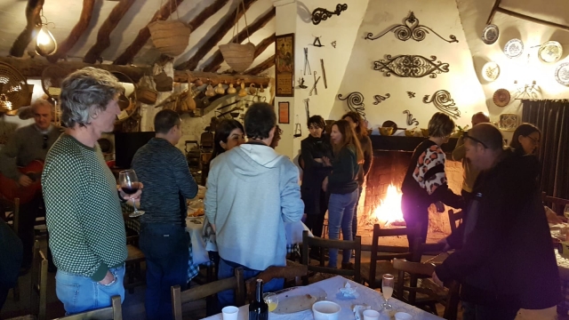 Wine tasting in our Valencian farmhouse 