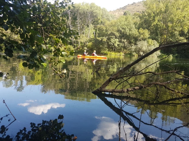  锡尔河 (Sil River) 两座皮划艇之旅 