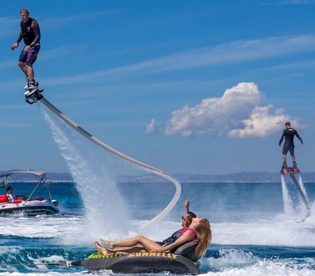 Flyboard-Abenteuer auf Ibiza 