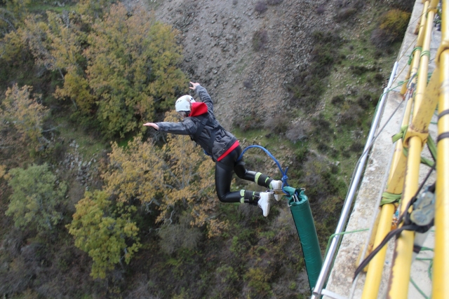 Salto puenting entre semana Buitrago de Lozoya