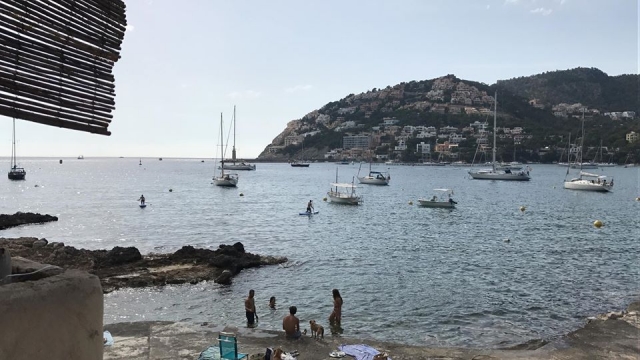  Visite as melhores enseadas 