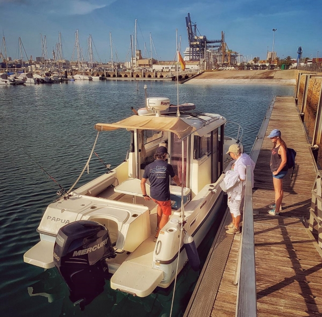 Navegar y pescar en Cádiz