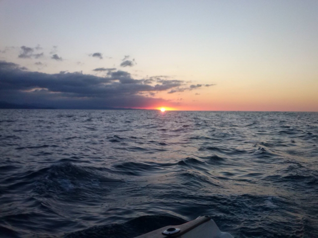 Salida en barco romántica en Orio 
