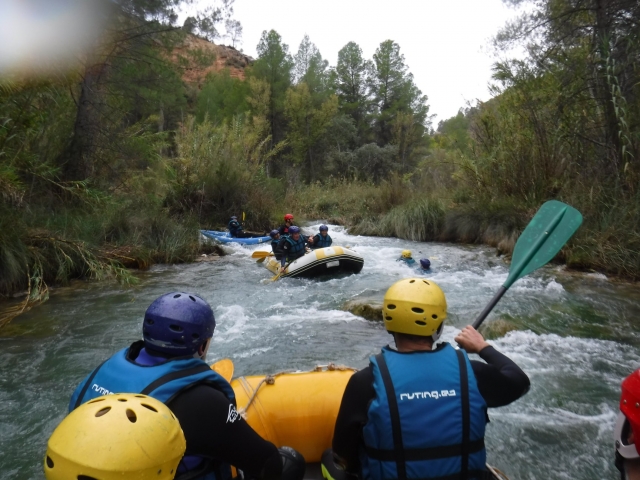 Descenso de rafting en grupo