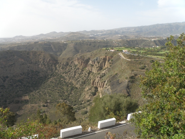  Views from Caldera de Bandama 