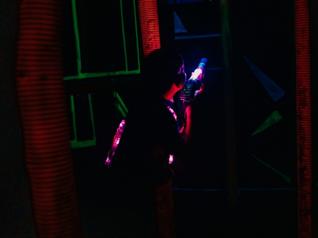En el laberinto de la batalla laser